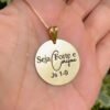 Colar Medalha Seja Forte e Corajosa banhado no ouro18k