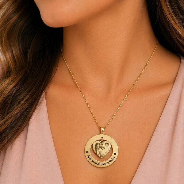 Colar Personalizado Aro com Gravação e Coração com Foto banhado a ouro 18k