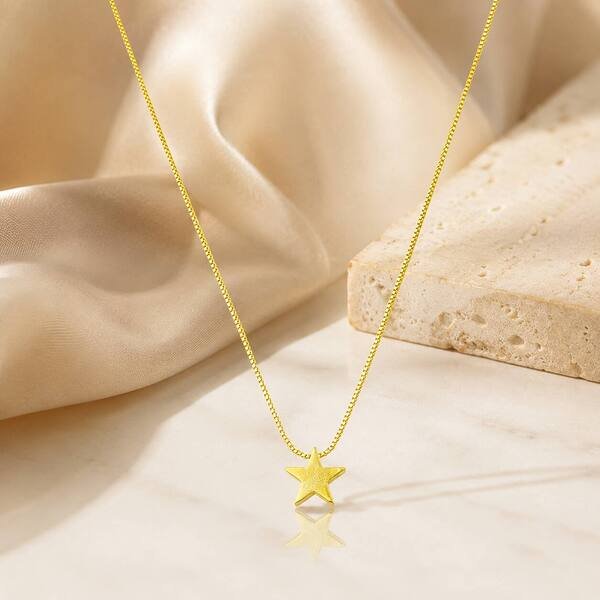 Colar Estrela banhado a ouro 18 K